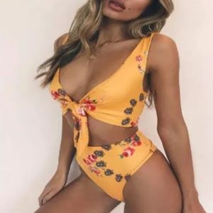 Floral 2 piece swimsuit